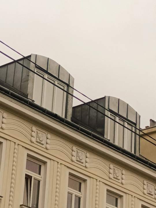 Ruhige, helle 2-Zimmer-DG-Wohnung nahe Neue Donau und Donauinsel (Provisionsfrei)