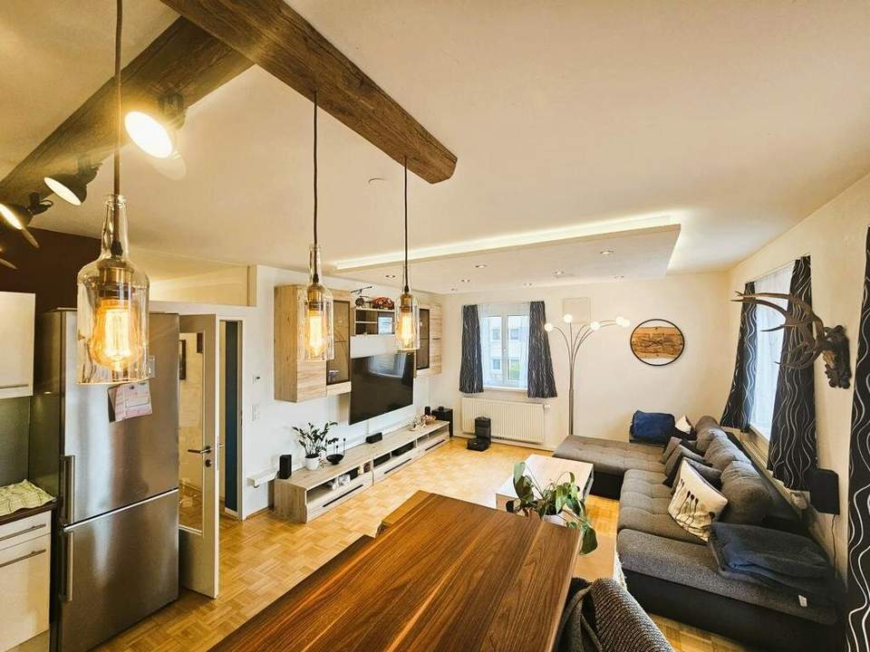 Attraktive 3-Zimmer-Wohnung mit Loggia und Blick ins Grüne