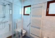 Zweifamilienhaus in ruhiger Alleinlage mit hervorragender Raumaufteilung und modernisiertem Erdgeschoss