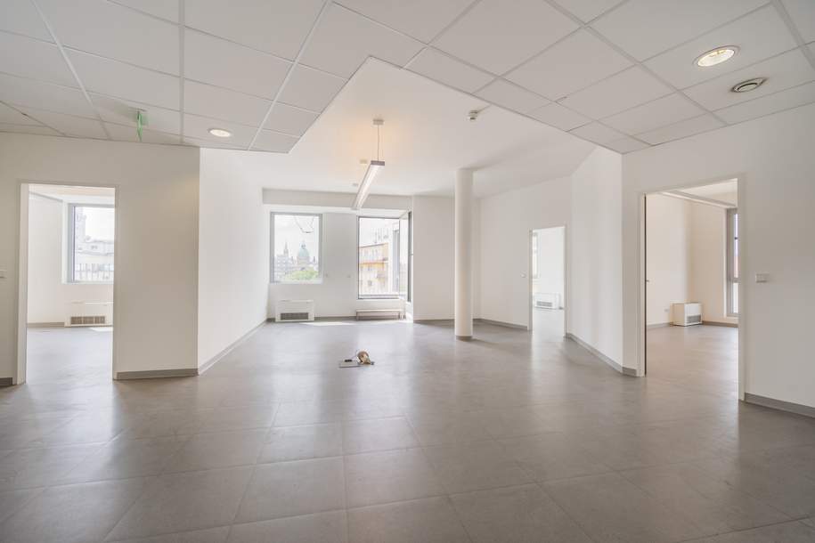 Barrierefreie DG Ordinationsfläche direkt bei der U1 Station Reumannplatz zu mieten, Gewerbeobjekt-miete, 5.979,19,€, 1100 Wien 10., Favoriten