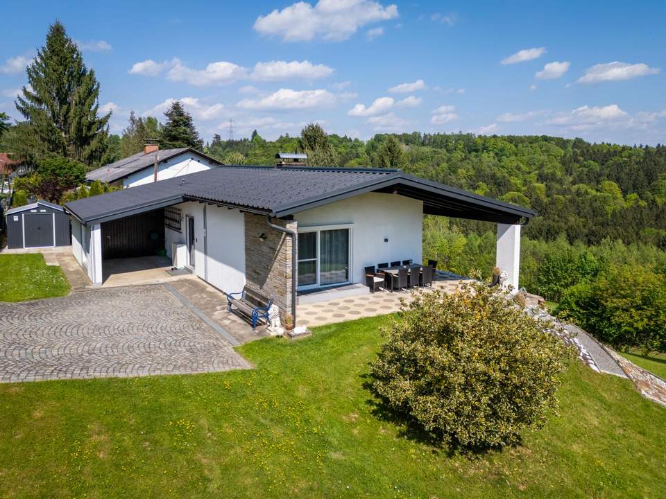 Charmanter Bungalow in sonniger, erhöhter Lage