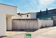 Achtung, seltene Gelegenheit - Geniales Stadthaus, generalsaniert mit Pool, Poolhaus, großzügigem Wellnessbereich & zusätzlichem Büro/Lager von ca. 120m²