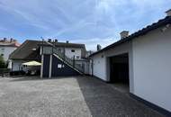 Voll vermietetes Wohn- &amp; Geschäftshaus mit 2 Wohnungen, Gewerbe &amp; 6 Stellplätzen!