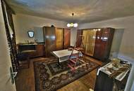 Großzügige Liegenschaft mit Wohnhaus, Halle und 2.427 m² Grund in Litzelsdorf