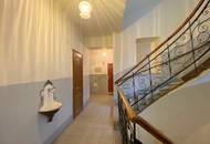 ALTBAU-WOHNUNG zu SANIEREN, HOFRUHELAGE im 3. Stock!