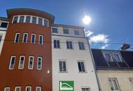Großzügige 2-Zimmer Wohnung (etwas abgewohnt). WG-geeignet. Studentenhit, Pendler etc.