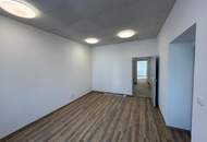 Repräsentatives Geschäftslokal am Hauptplatz von Laa an der Thaya – hell, großzügig &amp; vielseitig nutzbar