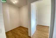 Ruhig gelegene 2-Zimmer Wohnung mit 47 m² Wohnküche, Abstellraum und großer Innenhof-Terrasse!