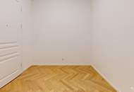 "Urban Oasis" - Moderne Altbauwohnung mit einzigartiger Raumhöhe und Terrasse