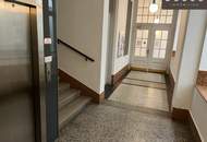 +++ NÄHE MQ + + + REPRÄSENTATIVER ALTBAU + + + SANIERT UND GEKÜHLT + + +