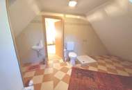 LANDHAUS MIT GROSSEM, SONNIGEN GRUND AM WALDRAND