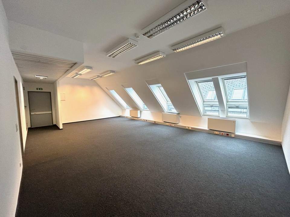 1060! Kleinbüro direkt auf der Mariahilfer Straße bei U3/Station Zieglergasse!