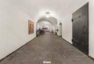 Wohn- und Geschäftshaus mit großem Renditepotenzial am Hauptplatz in St. Veit