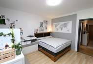 großzügige, attraktive 2 Zimmer-Wohnung