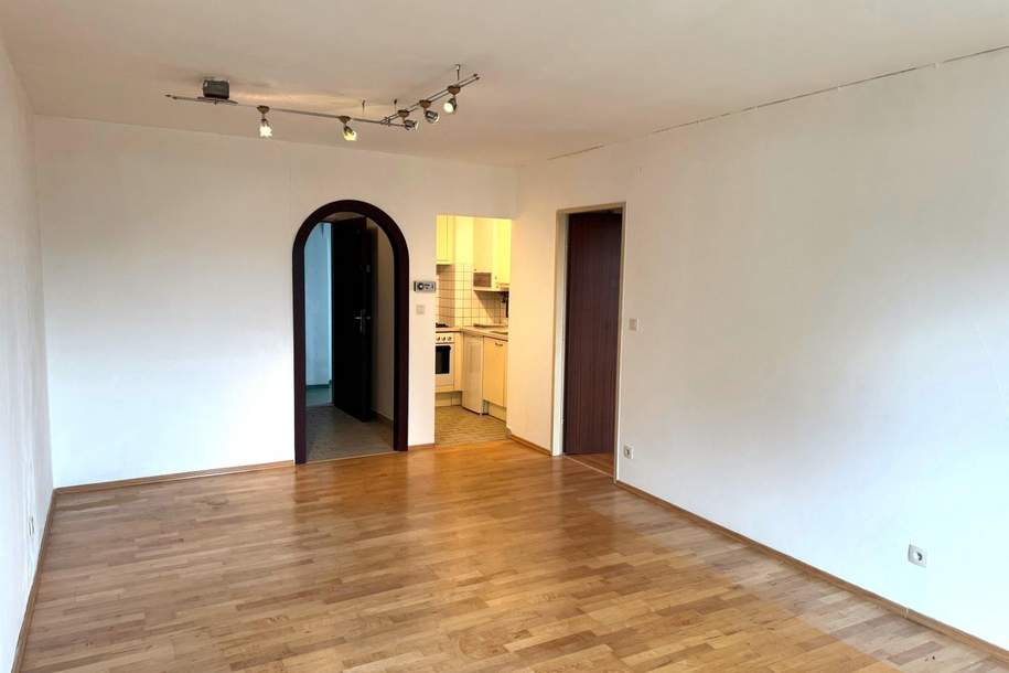 " 2 Zimmerwohnung, über den Dächern von Laxenburg!", Wohnung-kauf, 115.000,€, 2361 Mödling