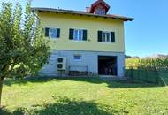 Haus mit zwei getrennten Wohneinheiten in ruhiger Lage