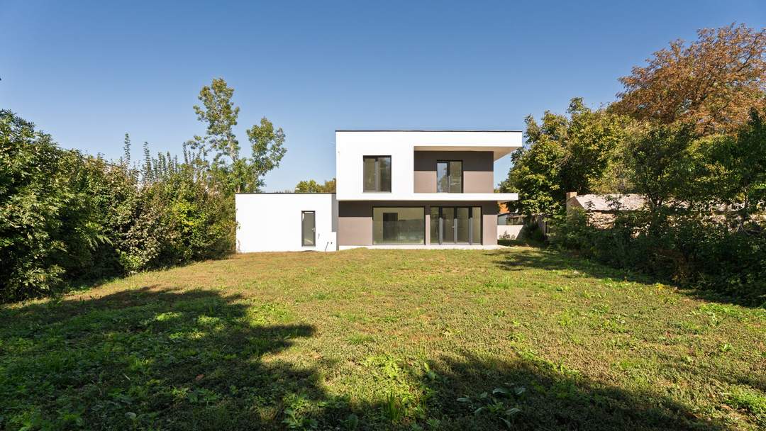 Ruhe, Design &amp; Freiraum – Ihr neues Zuhause in Weikendorf. Belags- oder Schlüsselfertig!