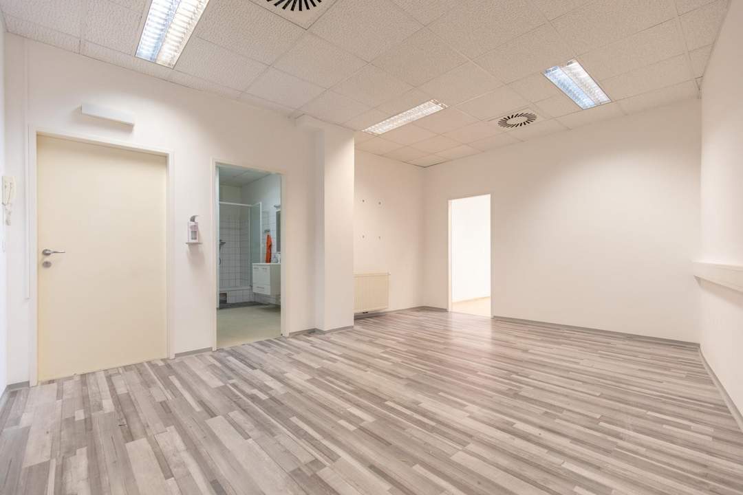 Moderne Büro-Praxisräume im Zentrum - besser geht's nicht!