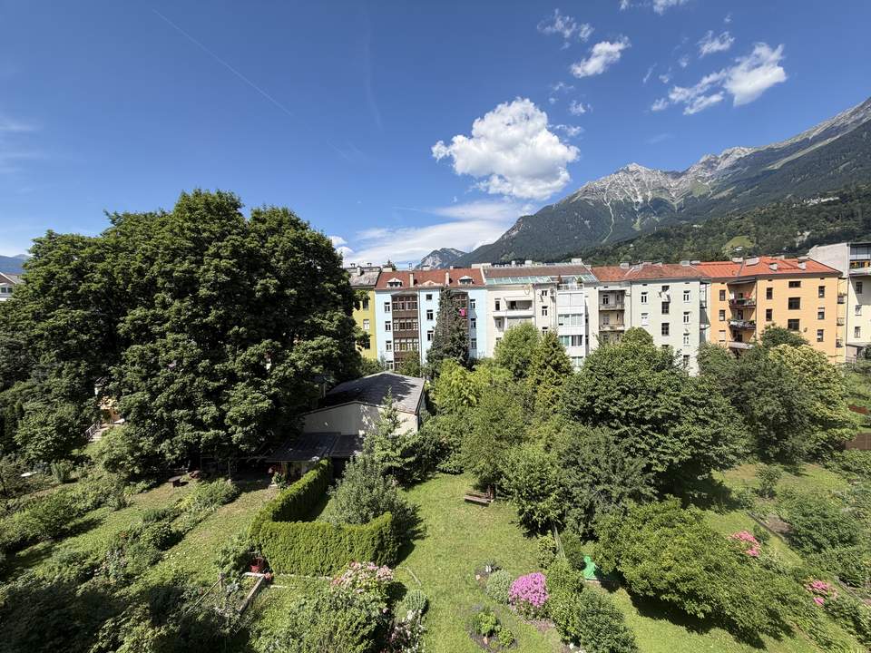 Renovierungsbedürftige 2-Zimmer-Wohnung in toller Lage von Saggen!