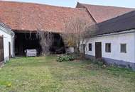 Stilvolles Wohn-Bauernhaus mit Nebengebäuden und Grüngarten!