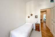 Provisionsfrei: Hietzinger Zentrum - Großzügige Altbauwohnung mit Balkon in absoluter Bestlage!