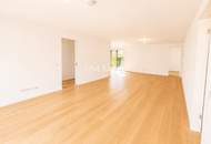 Directly at the main train station: Big 4-room apartment commission-free