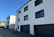 Doppelhaushälfte mit Doppelgarage und Blick über die "Sternenstadt" Peuerbach !