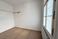 Jetzt gestalten, später genießen – 2-Zimmer-Altbau mit Potenzial!