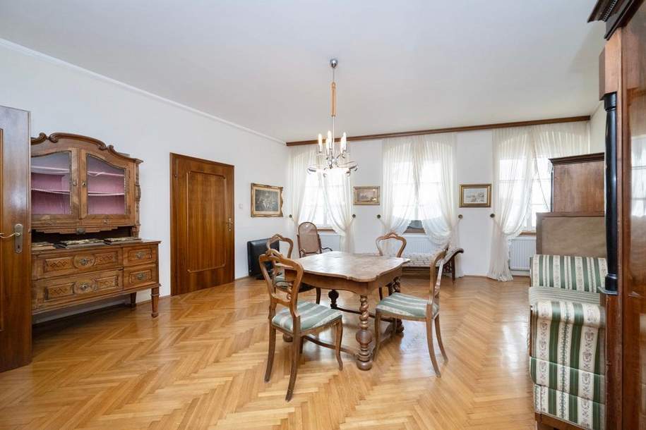 HISTORISCHES STADTHAUS AM STADTPLATZ VON STEYR – 218 m² WOHN-NUTZFLÄCHE – SOFORT VERFÜGBAR!, Haus-kauf, 330.000,€, 4400 Steyr(Stadt)