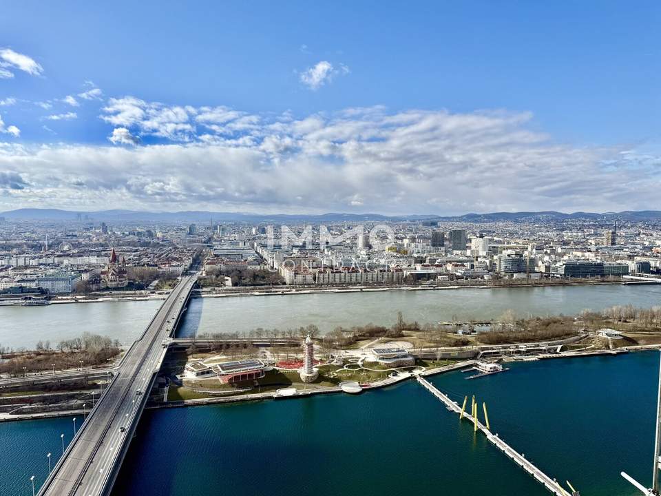 41. Etage - Iconic Southside – 3 Zimmer und große Freifläche - Skyline, Donau &amp; die Wiener Innenstadt unter Ihnen