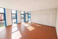 Betriebsliegenschaft mit Hallen und Bürogebäude in Sierndorf bei Stockerau