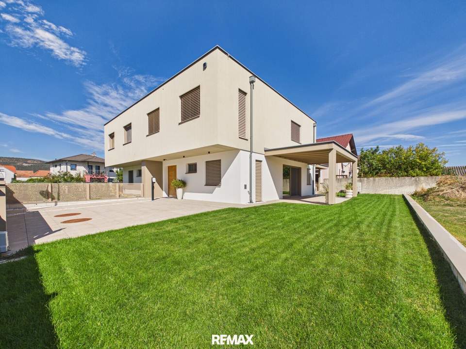 ERSTBEZUG IN WEIKERSDORF | 135 M² | GARTEN, PV, KLIMA & 2 BÄDER
