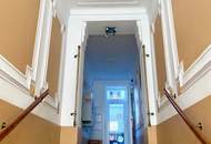FÜR ALTBAU-LIEBHABER:INNEN! WUNDERSCHÖN RENOVIERTE HELLE UND RUHIGE WOHNUNG