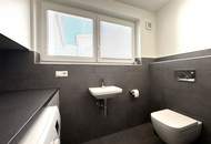 Stadthausflair in Perchtoldsdorf mit Burgblick | Exklusive Maisonettewohnung mit Terrasse & Eigengarten | 3 Zimmer | ca. 115 m² | Schremsgasse