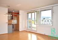 Große Dachterrasse! Lichtdurchflutete, elegante 3-Zimmer Dachgeschoßwohnung mit Garage!