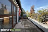 Charmante sonnige Dachgeschoss-Maisonette im Altbau mit 4 Zimmern und Terrasse
