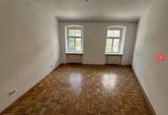 Elegante Altbauwohnung mit AirBNB Potenzial