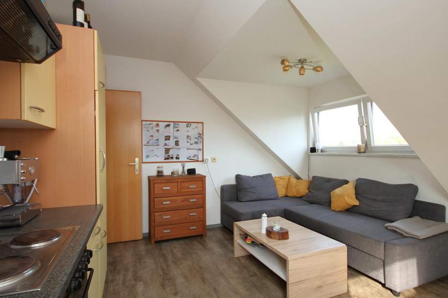 2-Zimmer-Dachgeschosswohnung mit Parkplatz und Klimaanlage!, Wohnung-kauf, 110.000,€, 8041 Graz(Stadt)