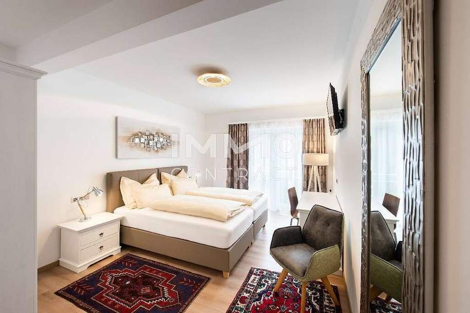 KLEINES HOTEL MIT GASTROBETRIEB DIREKT AM HAUPTPLATZ IN UNZMARKT NAHE JUDENBURG, Gewerbeobjekt-kauf, 650.000,€, 8800 Murtal