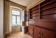 ++NEU++ 4-Zimmer Altbau-Wohnung (sanierungsbedürftig) in tolle Lage viel Potenzial!