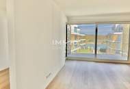 Exklusiv am Wasser: 6-Zimmer-Wohnung mit 45m2 Freifläche in erster Wasserlage