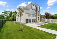 "Für Botschaft, Investoren, Notar- oder Ärztezentrum Firma mit Wohnung"