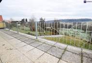 EINFAMILIENHAUS mit atemberaubendem AUSBLICK - Terrasse, Balkon und entzückender Garten mit Obstbäumen