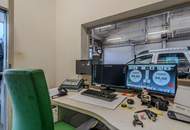 Autohaus mit Werkstatt und befestigten Ausstellungsflächen in Langenwang