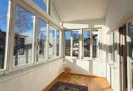 Charmantes Zweifamilienhaus mit zwei separaten Eingängen, kleinem Garten und attraktivem Sanierungspotenzial!