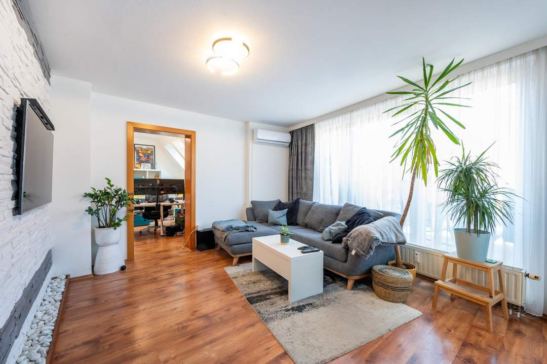 Komfort pur: 3-Zimmer-Wohnung mit sonniger Terrasse in ruhiger Lage mit TG-Platz