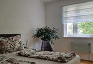 Voll möblierte 2-Zimmer-Wohnung mit Balkon in Toplage