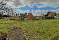 Großes Grundstück mit Einfamilienhaus und Lagerhalle