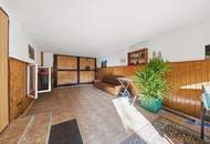 Modernisierungsbedürftiges Wohnhaus in Großweikersdorf nahe Bahnhof mit Garten, Terrasse und ausgezeichneter Infrastruktur!