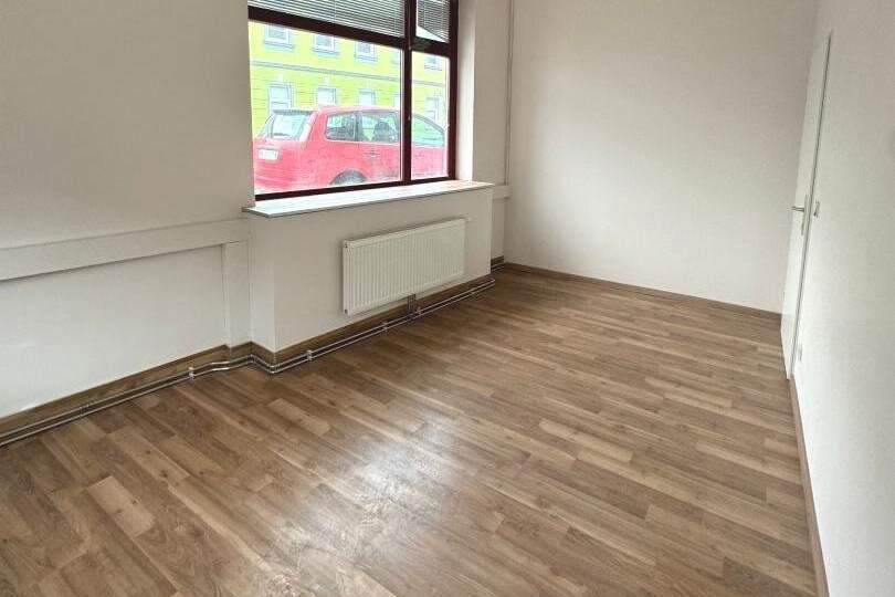 Straßenseitiges Kleinbüro mit Auslagemöglichkeit, Gewerbeobjekt-miete, 165,00,€, 1230 Wien 23., Liesing